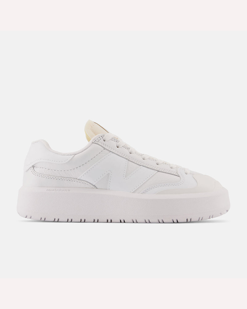 new-balance-ct302-sneaker-white-side-view