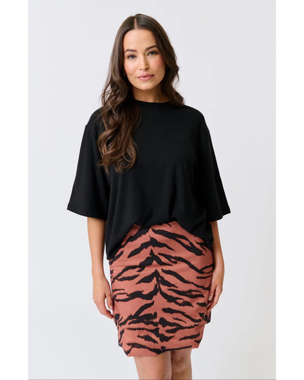 Cartel_Willow-Solana-Tee-Black