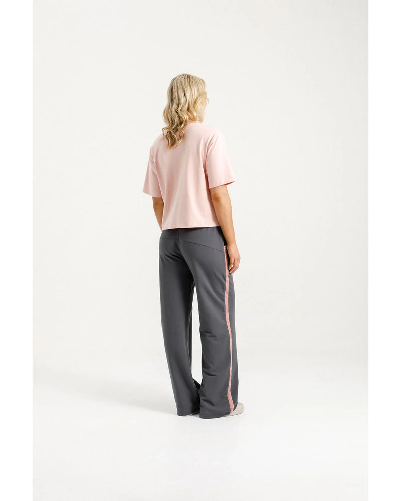HomeLee-palazzo-pants-graphite-with-blossom-velvet-ribbon