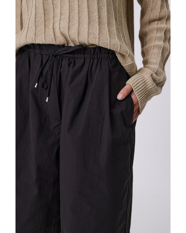 Marlow-Cascade-Longline_Short-Black
