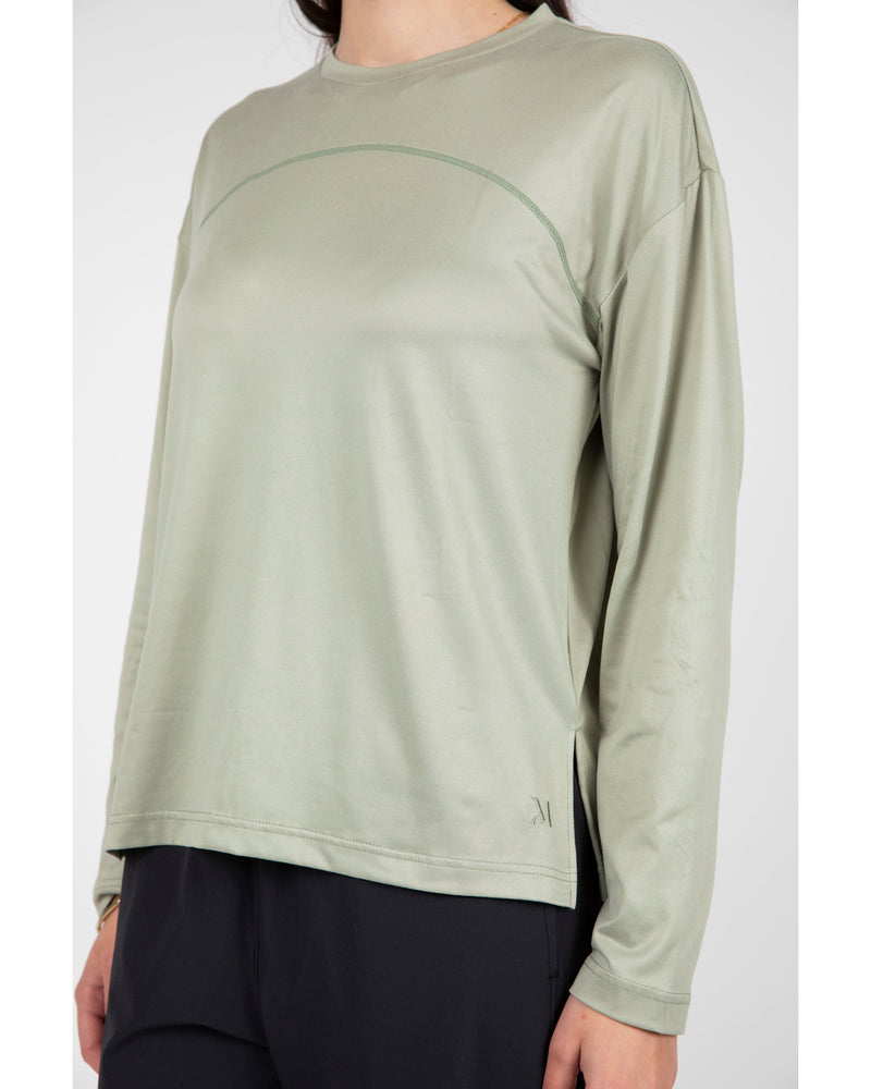 Marlow-Half-time-long-sleeve-top-Eucalpyptus-front