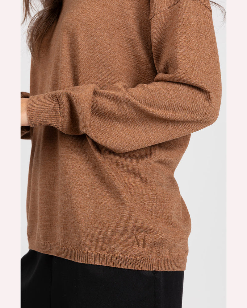 Marlow-merino-crew-neck-top-ginger-side-view