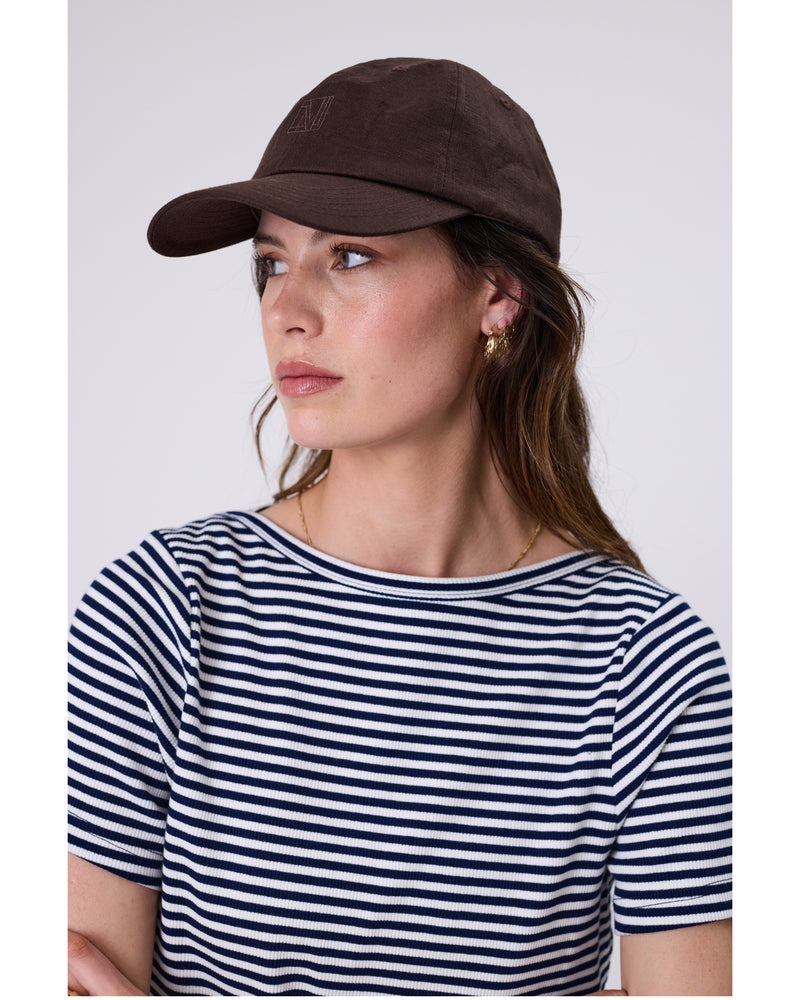 Marlow_Icon_Linen_Cap_Carob