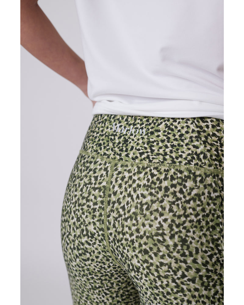 Marlow_Pace_7_8_Legging_Willow_Print