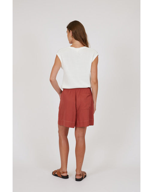 Marlow_Palma_Short_Rhubarb