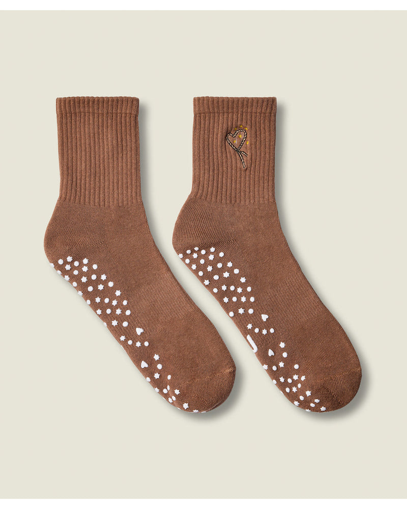 Move-active-crew-non-slip-socks-lasoo-heart-tan