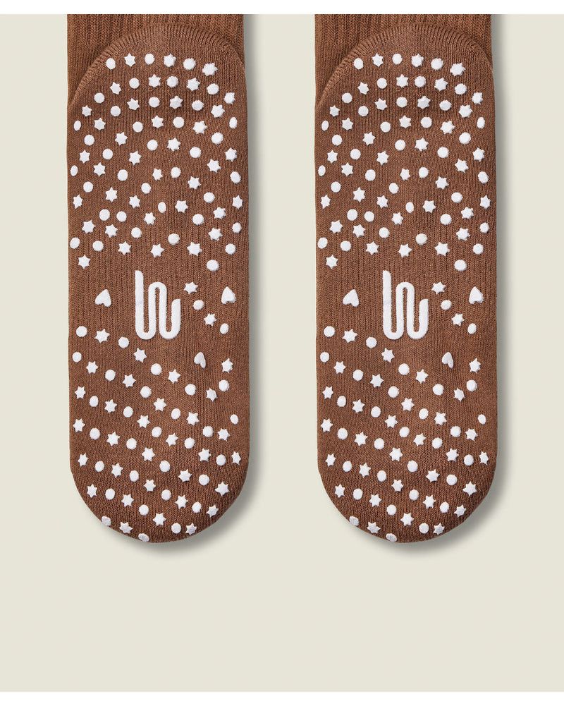 Move-active-crew-non-slip-socks-lasoo-heart-tan
