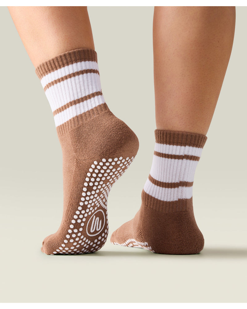 Move-active-crew-non-slip-socks-tan-stripe