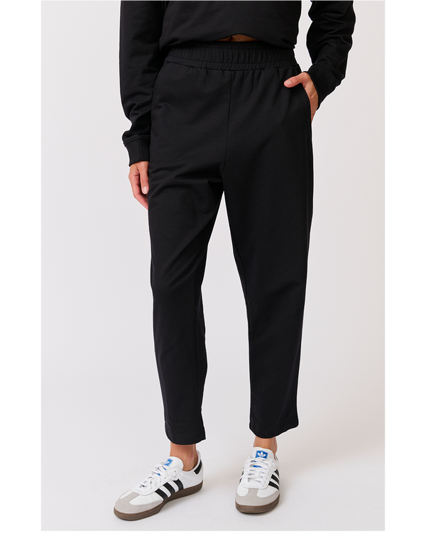 cartel-and-willow-grace-pant-black-front