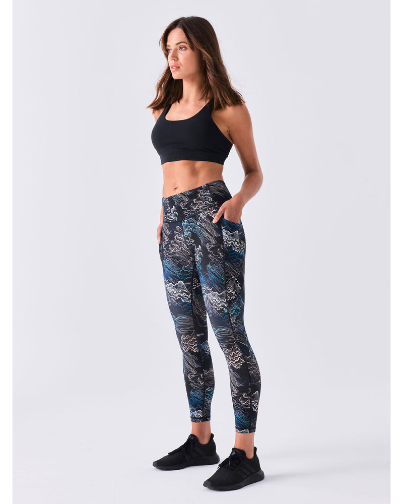 dharma-bums-airbrush-motion-7_8-legging-japanese-waves-side-view