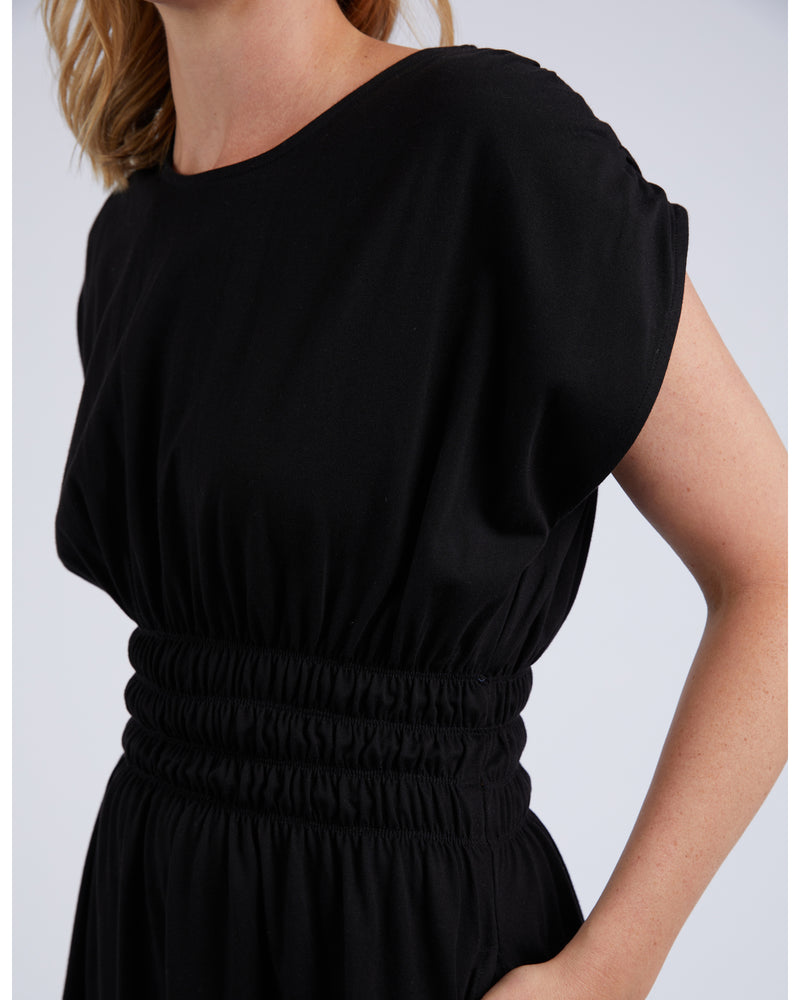 elm-nelle-midi-dress-black-81X4431.BLK