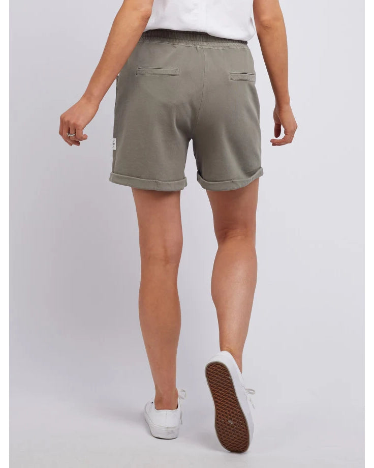 elm-sienna-short-khaki-81X4127.KHAK