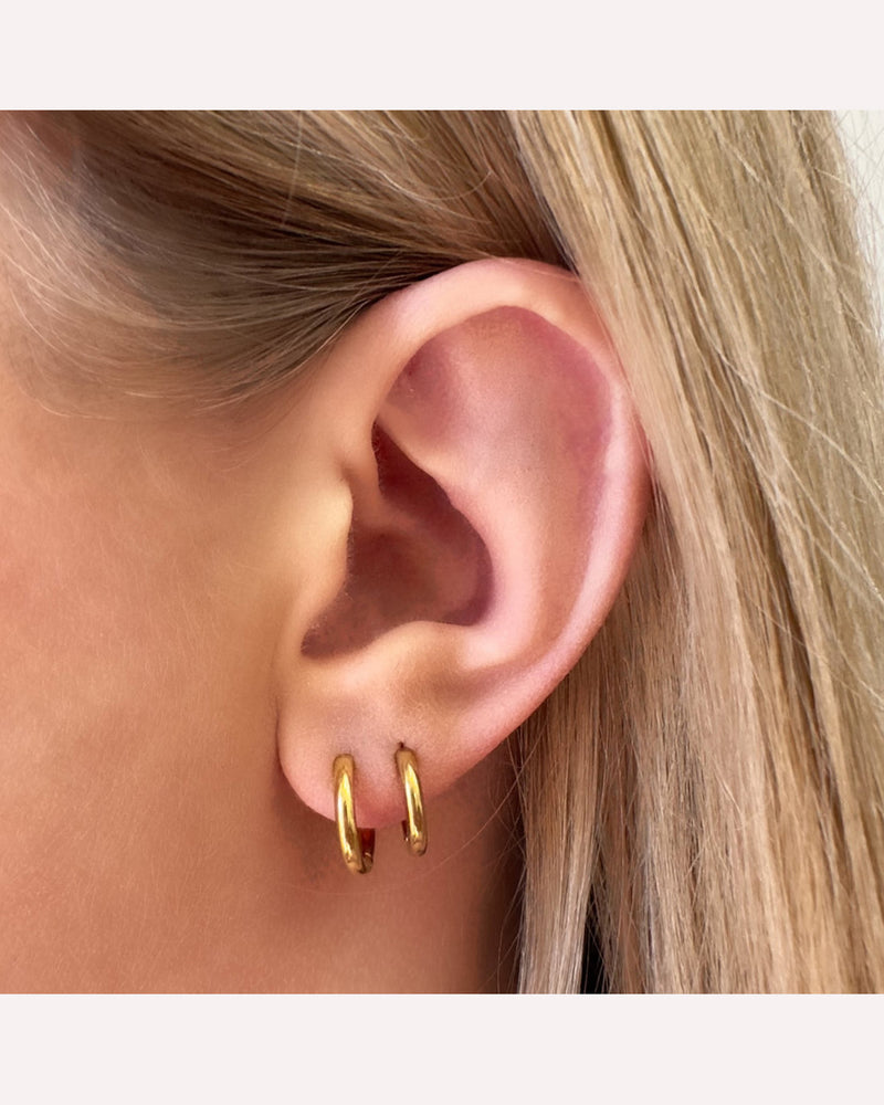 ever-jewellery-metro-sleeper-hoop-earring-gold