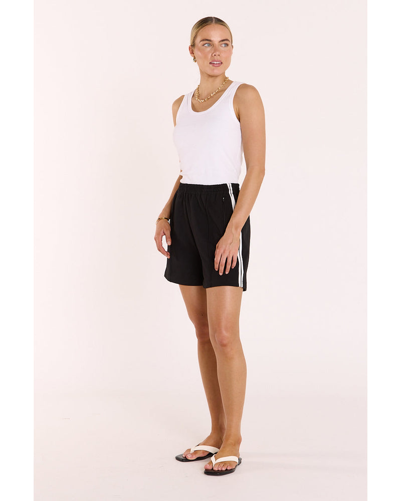 feather-_-noise-noah-short-black-stripe