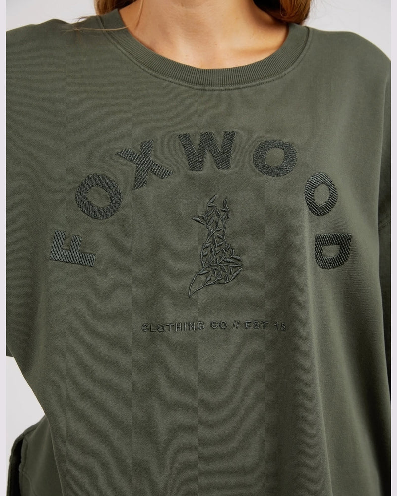 foxwood-effortless-crew-khaki