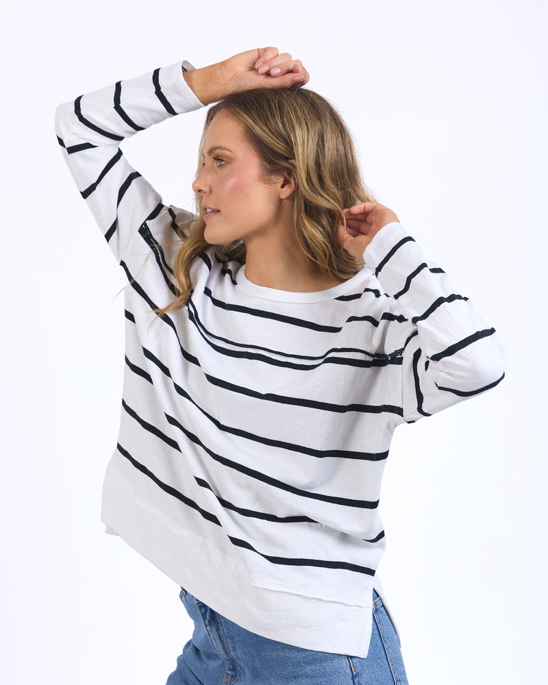 foxwood-jayne-stripe-throw-on-top-white_navy-55X0228.WHT