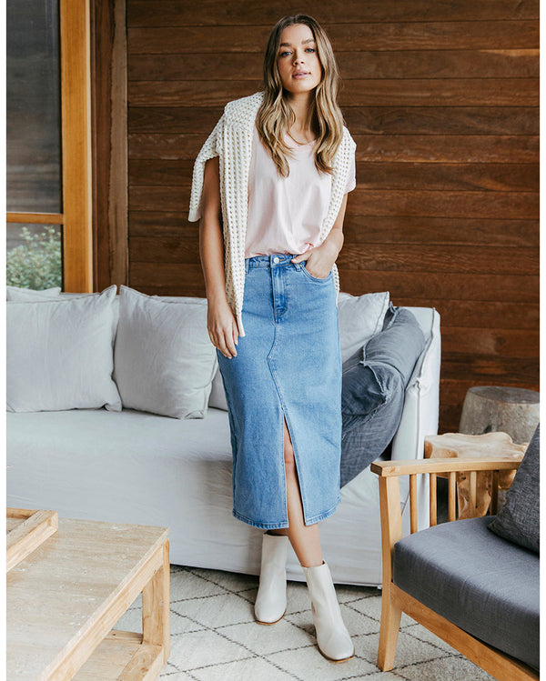 foxwood-scout-midi-skirt-light-denim-blue-front