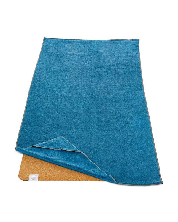 gaiam-stay-put-towel-storm
