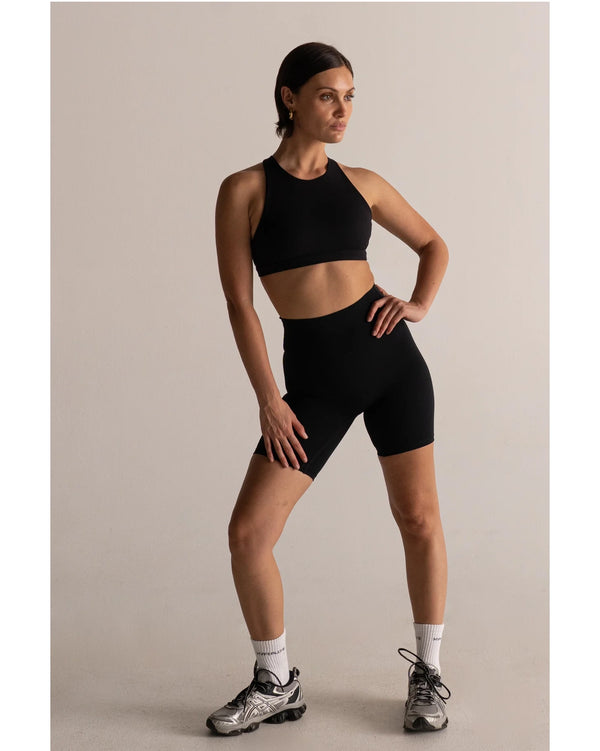 hyperluxe-shape-7_-bike-short-black