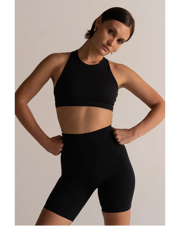 hyperluxe-shape-7_-bike-short-black