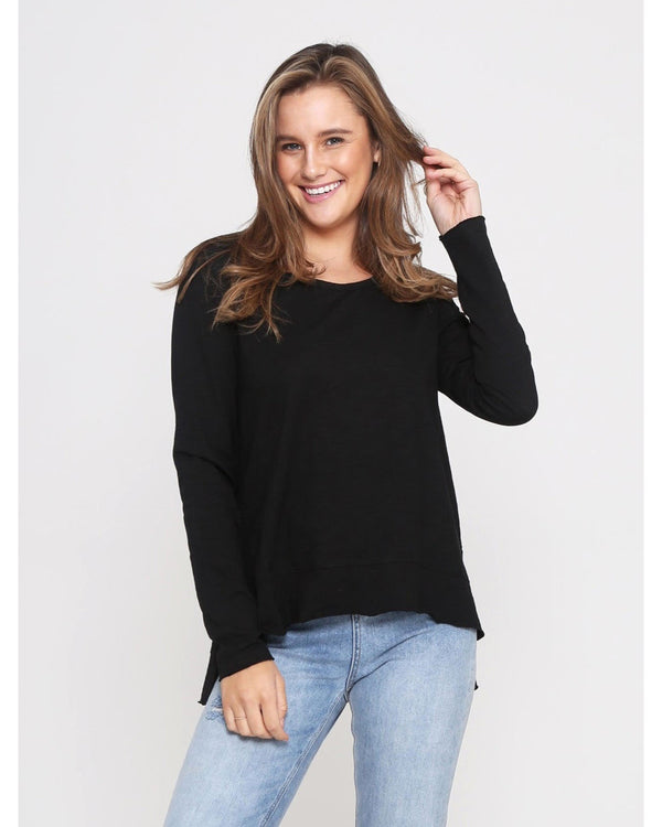 leoni-jess-long-sleeve-top-black-front-view