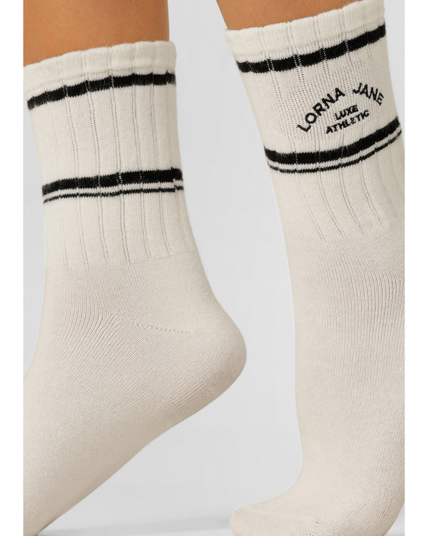lorna-jane-lotu-limited-edition-quarter-crew-socks-porcelain