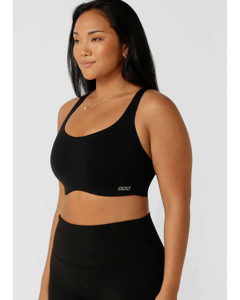 lorna-jane-flex-appeal-moulded-sports-bra-black