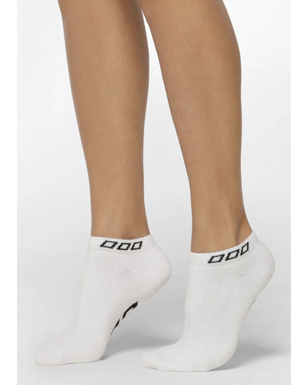 lorna-jane-iconic-sock-white