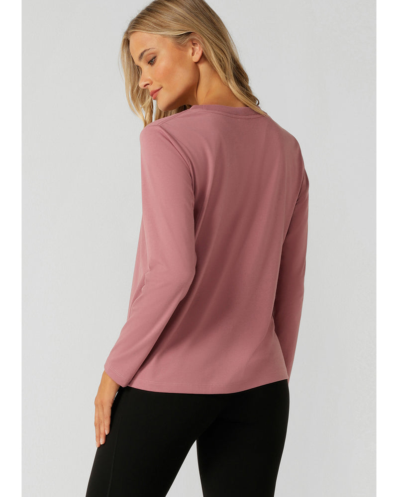 lorna-jane-lotus-long-sleeve-berry-icing