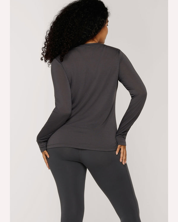 lorna-jane-lotus-long-sleeve-titanium-back-view