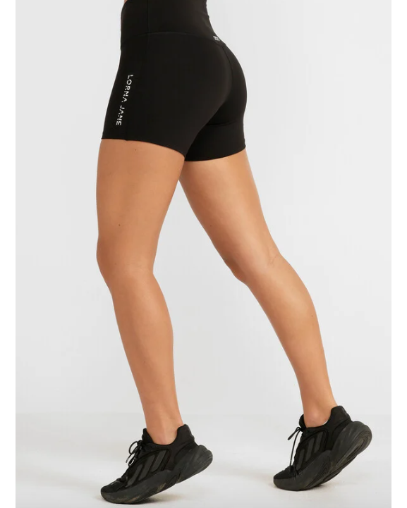 lorna-jane-lotus-no-chafe-12m-bike-short-black