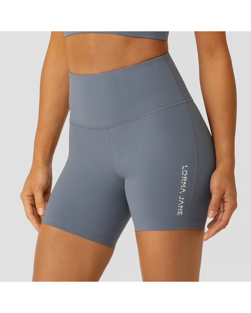 lorna-jane-lotus-no-chafe-16cm-bike-shorts-powder-grey