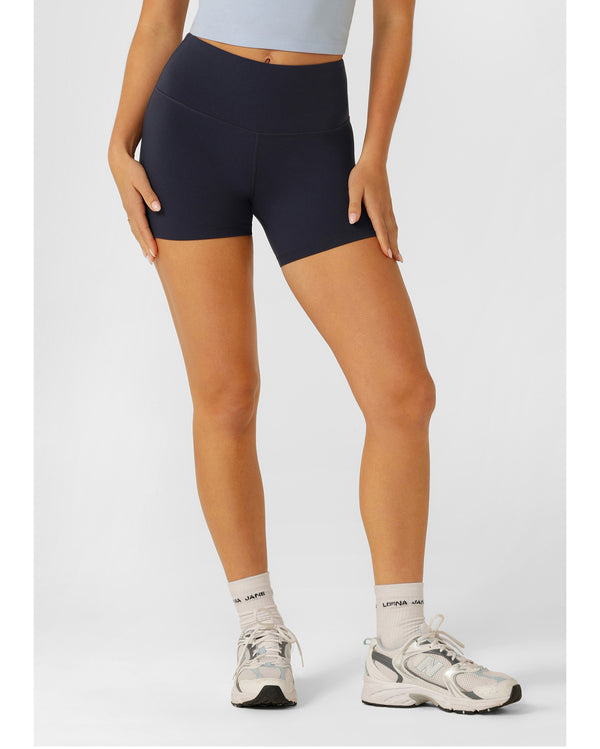 lorna-jane-lotus-no-chafe-phone-pocket-12cm-bike-shorts-platinum-navy-