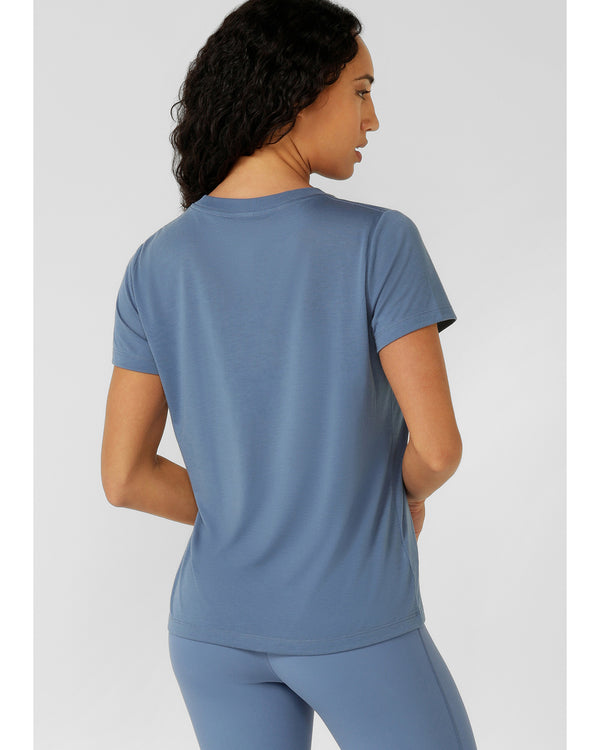 lorna-jane-lotus-t-shirt-moonlight-blue