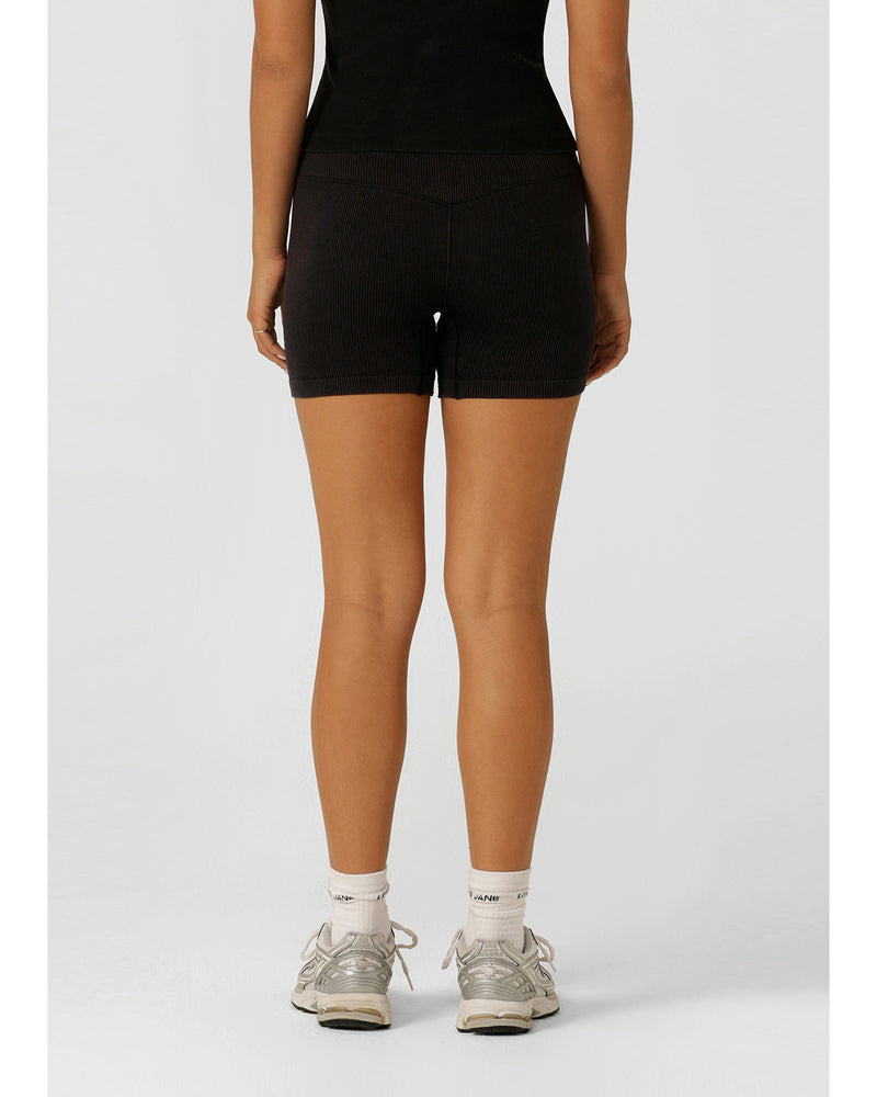 lorna-jane-never-better-seamless-bike-shorts-washed-black-