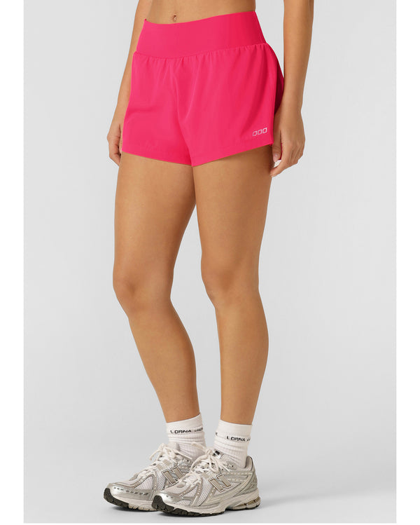 lorna-jane-stretch-and-stride-pocket-run-short-neon-raspberry