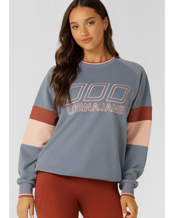 lorna-jane-throwback-heritage-sweat-powder-grey