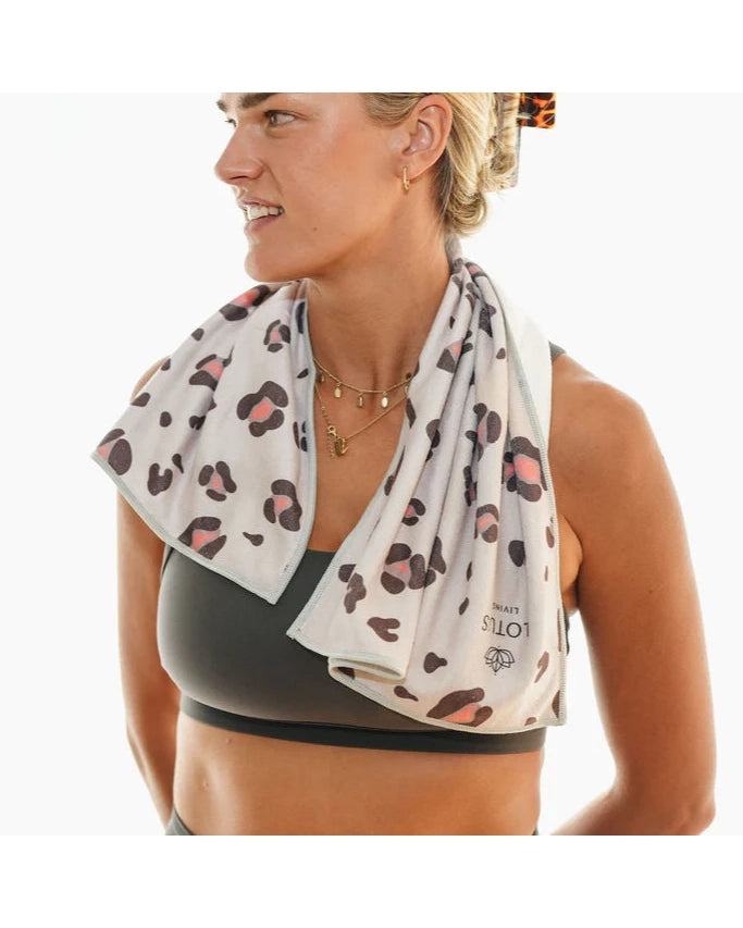 lotus-living-wild-thing-sweat-towel
