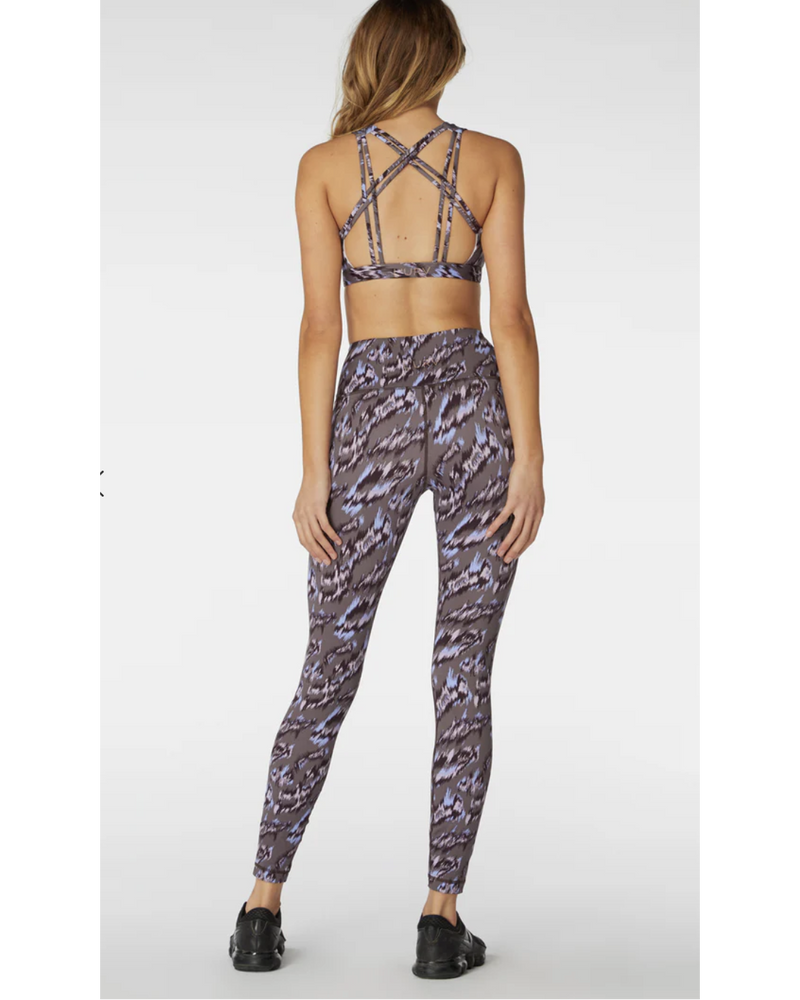 lurv-high-energy-legging-iris