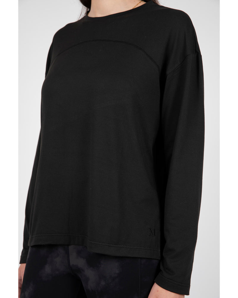 marlow-half-time-long-sleeve-top-black-front