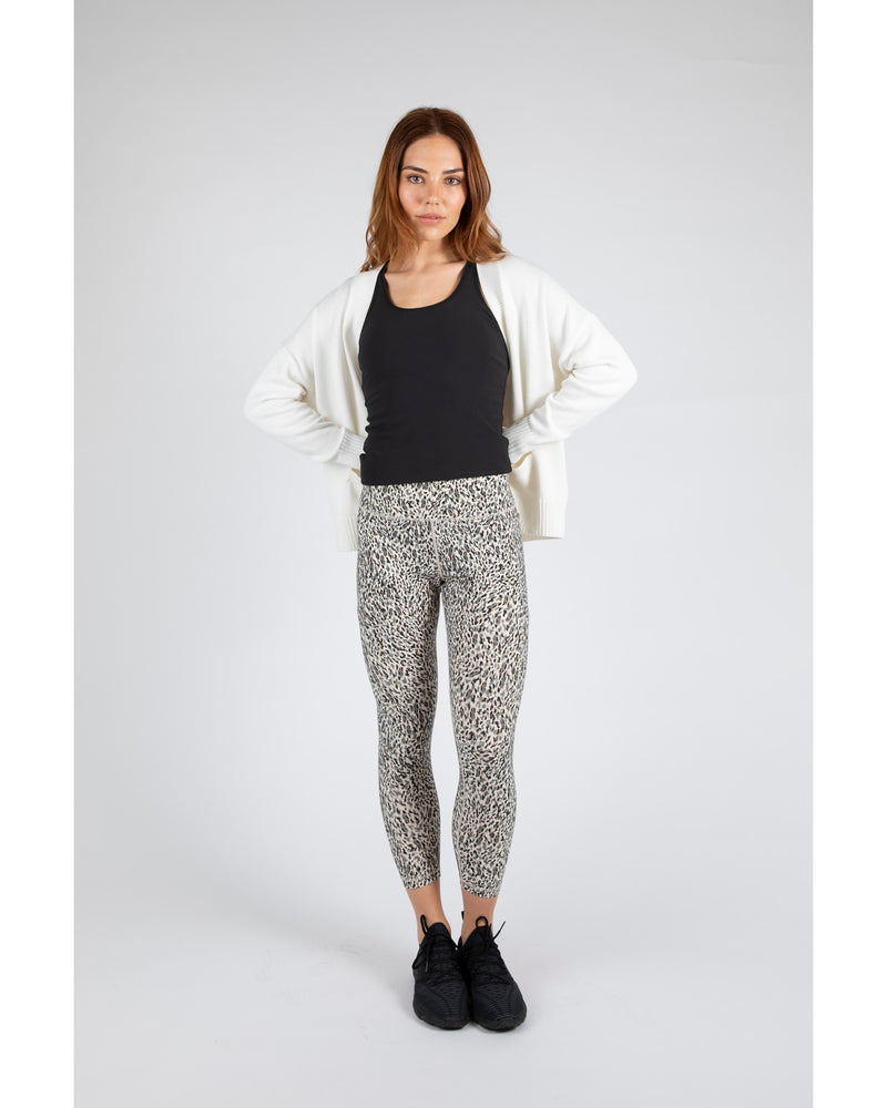 marlow-pace-7_8-legging-forest-print-front-view