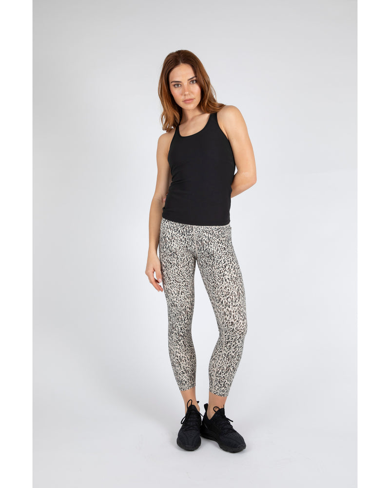marlow-pace-7_8-legging-forest-print-front-view