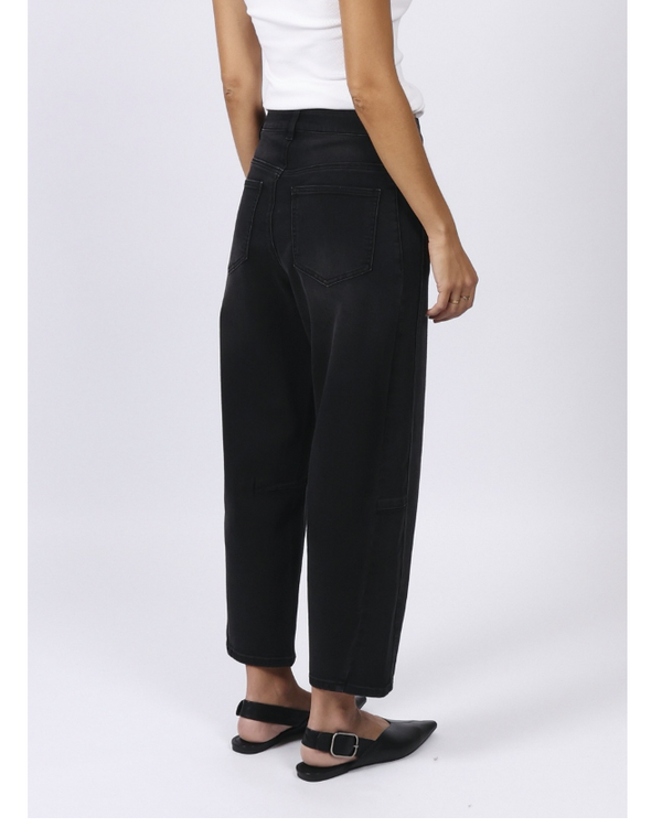 monaco-jeans-toni-barrel-jeans-blac