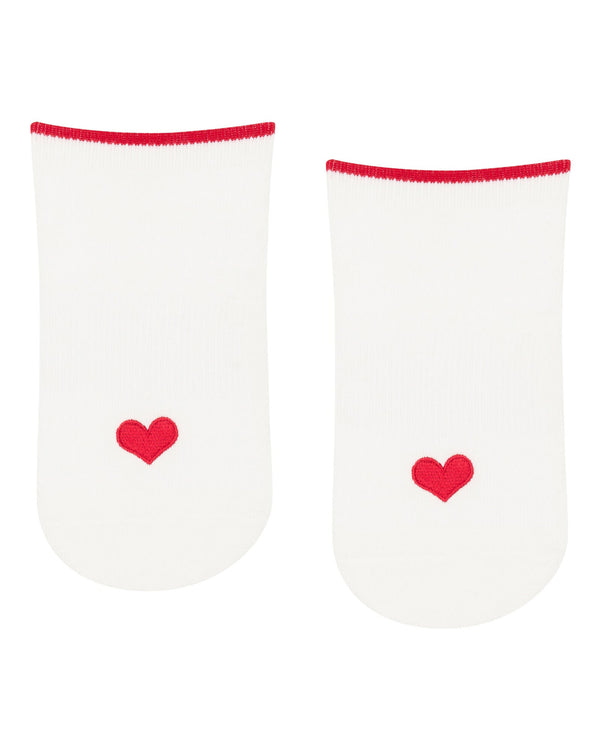 move-active-class-clow-rise-grip-socks-love-struck-ivory-