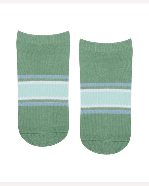 move-active-classic-low-rise-grip-socks-garden-stripes