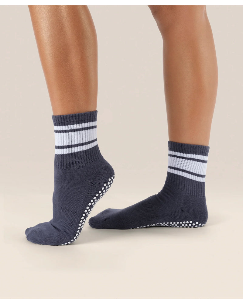 move-active-non-slip-grip-crew-socks-french-navy-stripe-