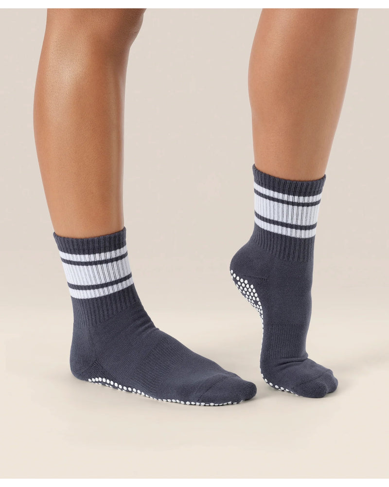 move-active-non-slip-grip-crew-socks-french-navy-stripe-