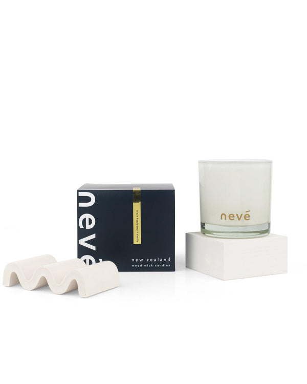 neve-medium-candle-almond-biscotti