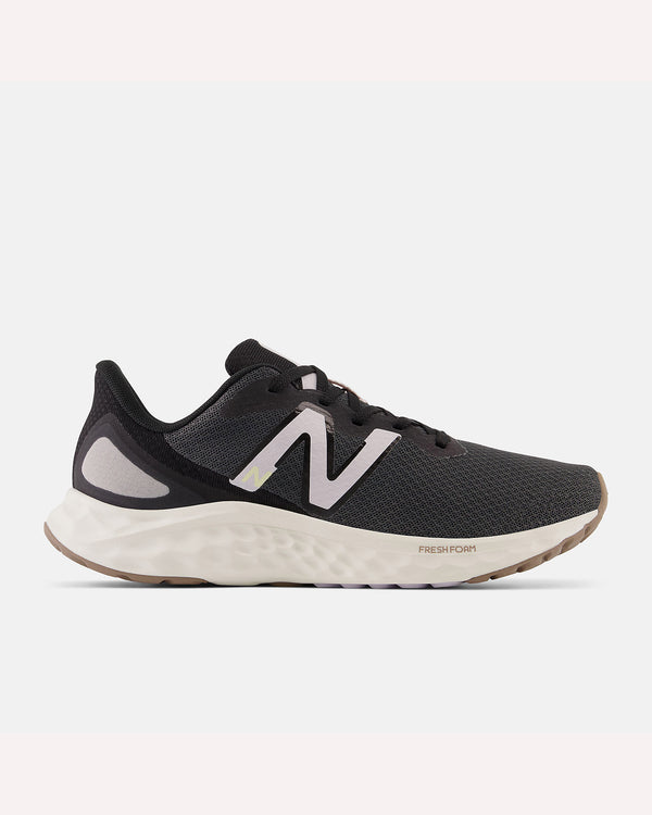 new-balance-fresh-foam-arishi-v4-sneaker-blacktop-with-seasalt-side-view