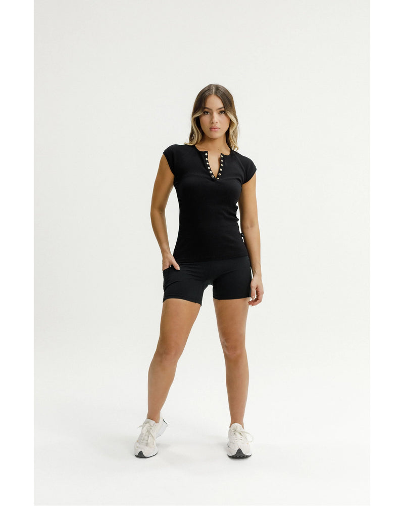rose-road-benne-tee-black-